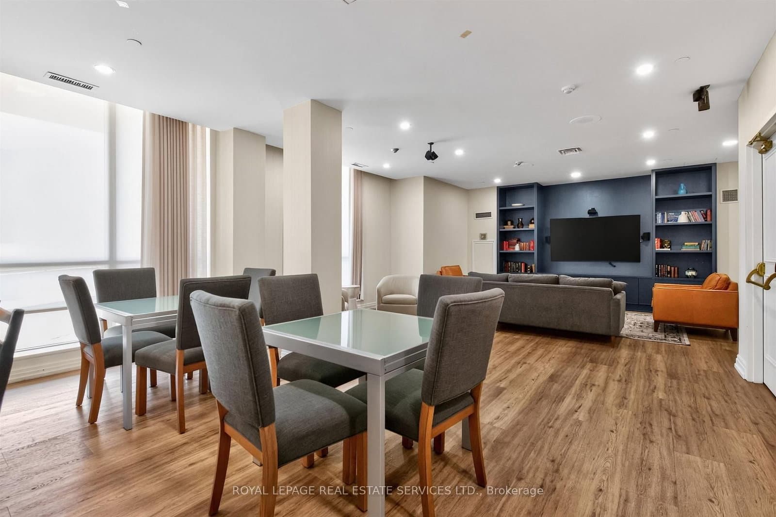 101 Subway Crescent, Unit 1711 thumbnail 24