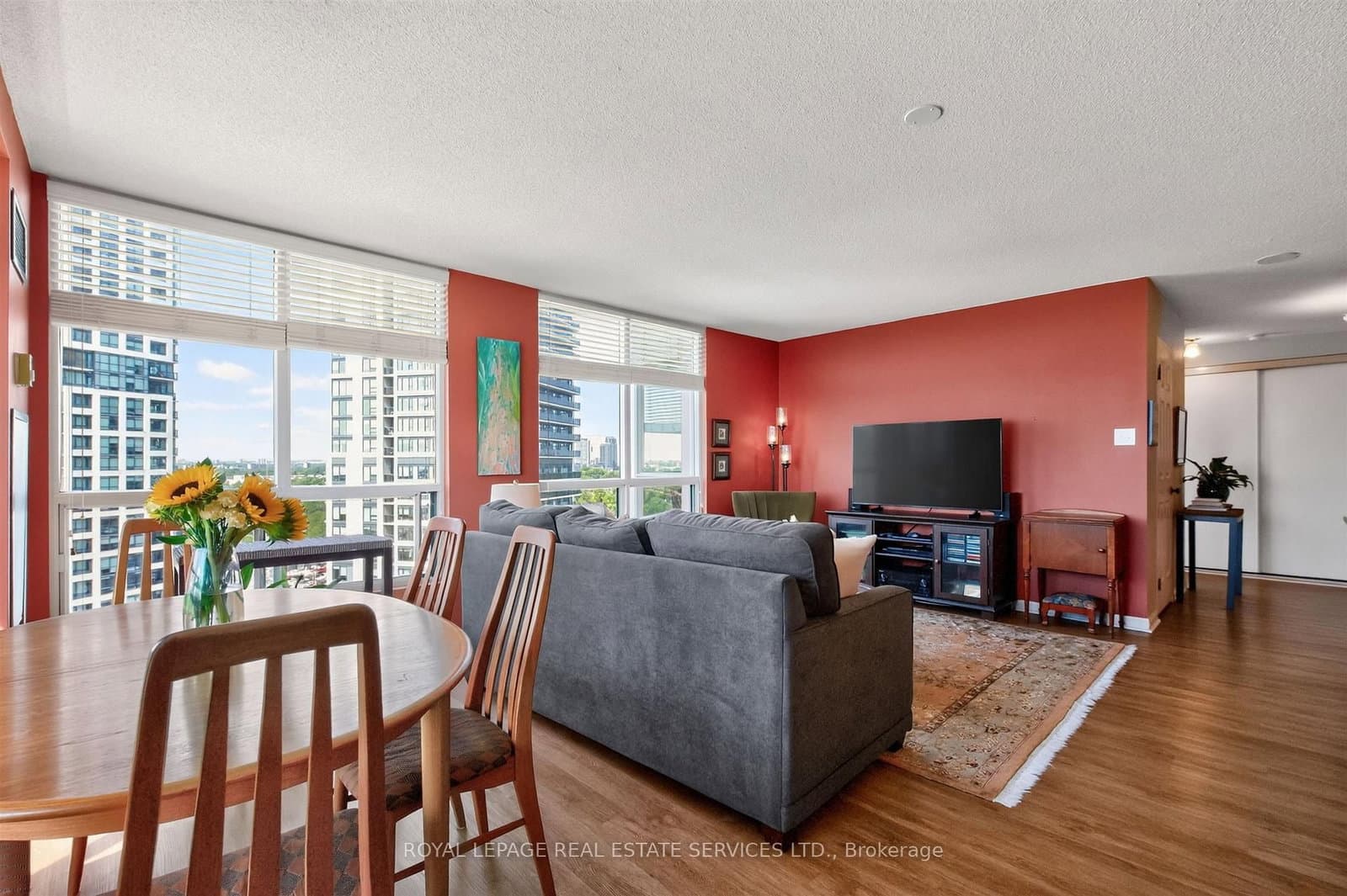 101 Subway Crescent, Unit 1711 thumbnail 9