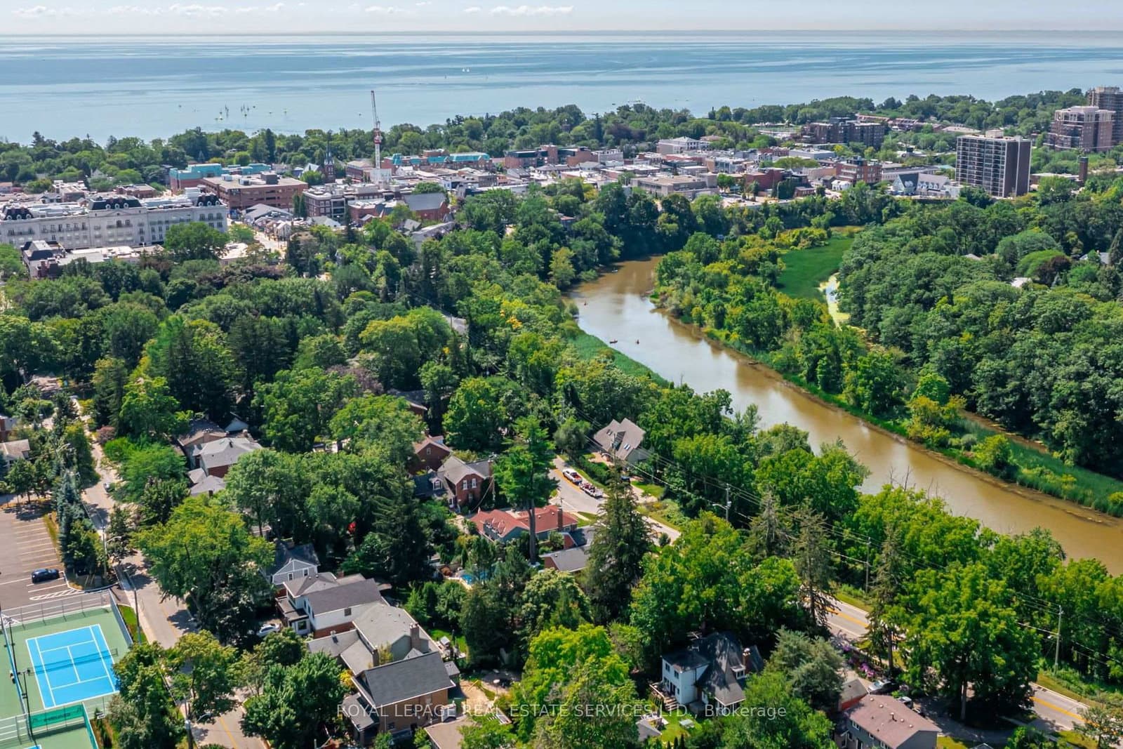 235 Douglas Avenue thumbnail 20