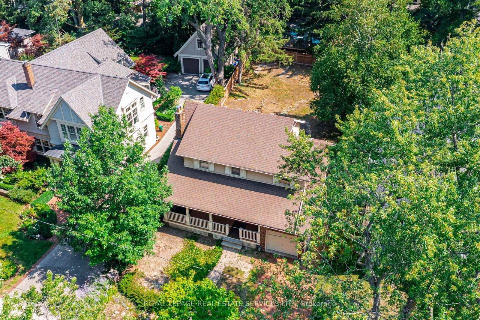 235 Douglas Avenue thumbnail 6