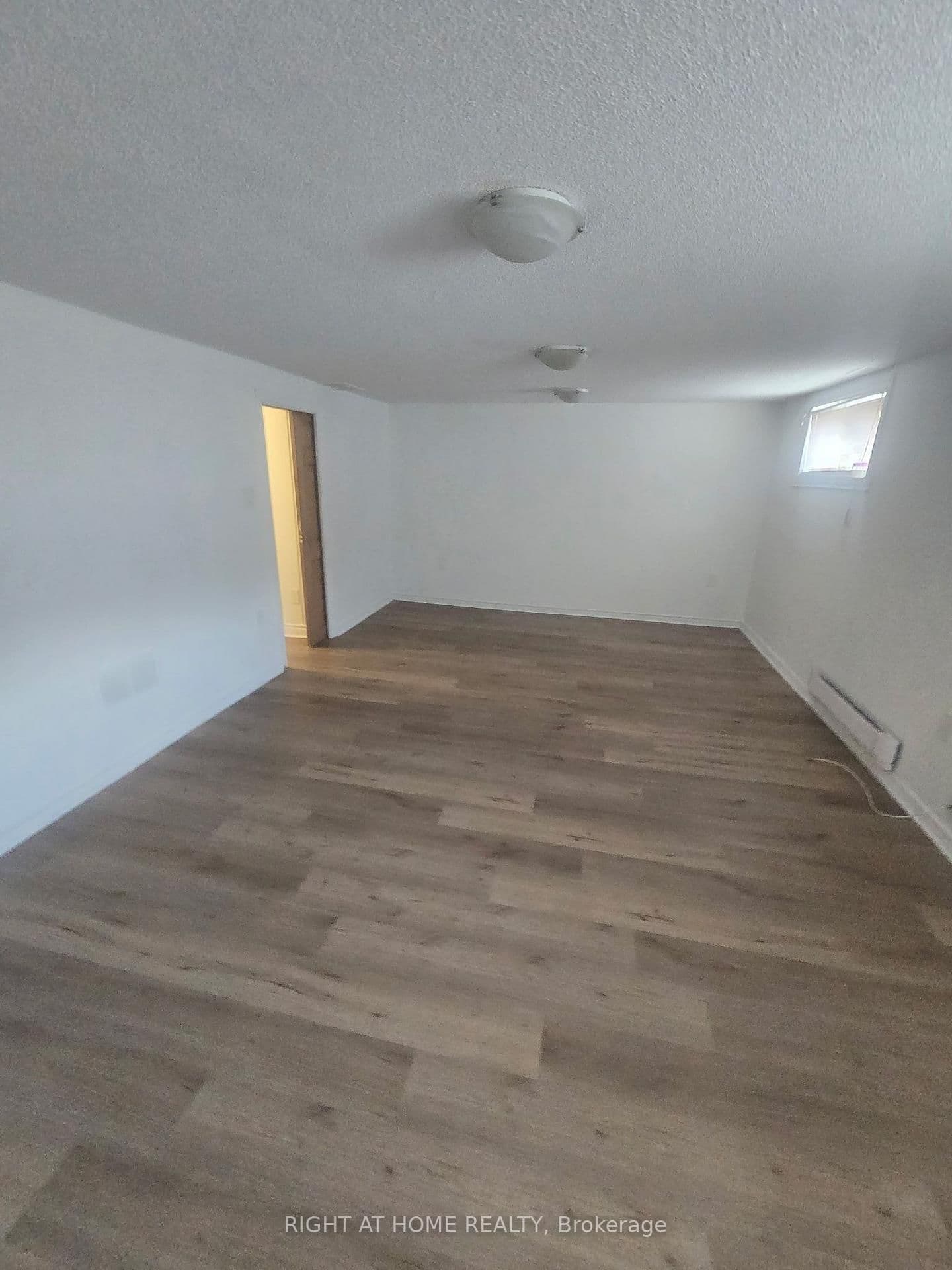 70 Bunnell Crescent thumbnail 12