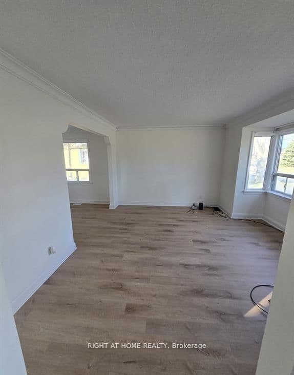 70 Bunnell Crescent thumbnail 7