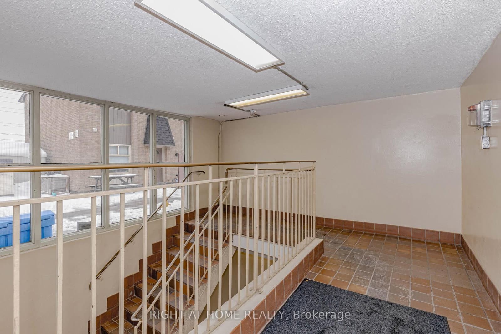 40 Rexdale Boulevard, Unit 3 thumbnail 7