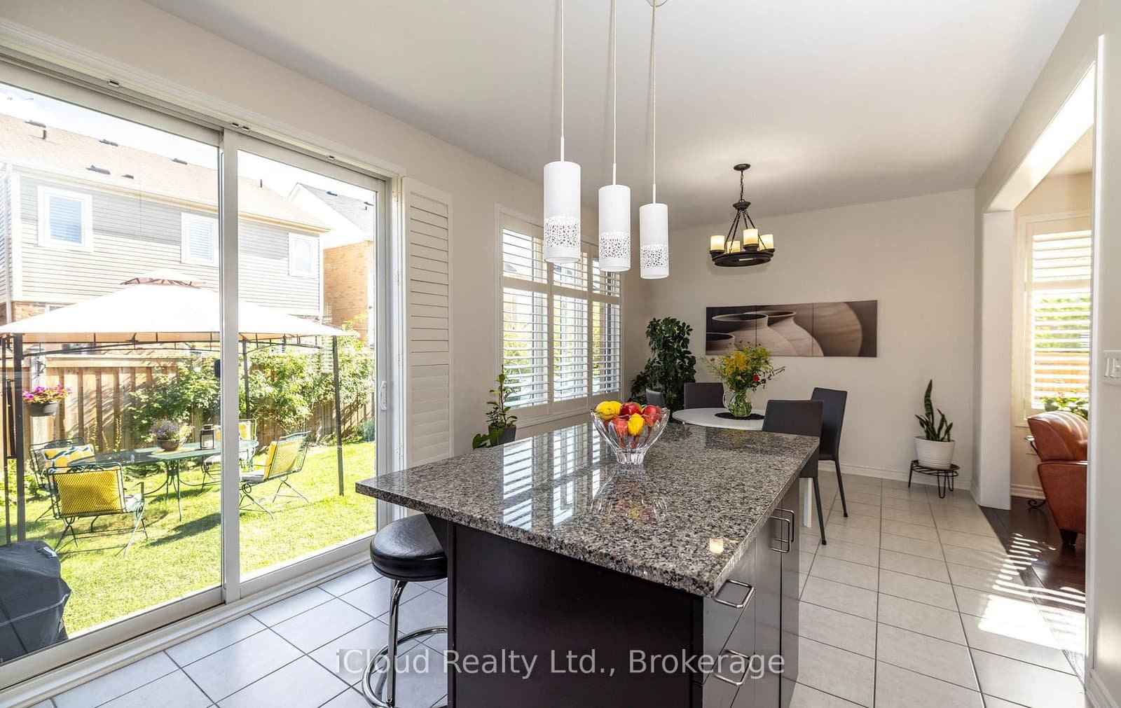 954 Penson Crescent thumbnail 19