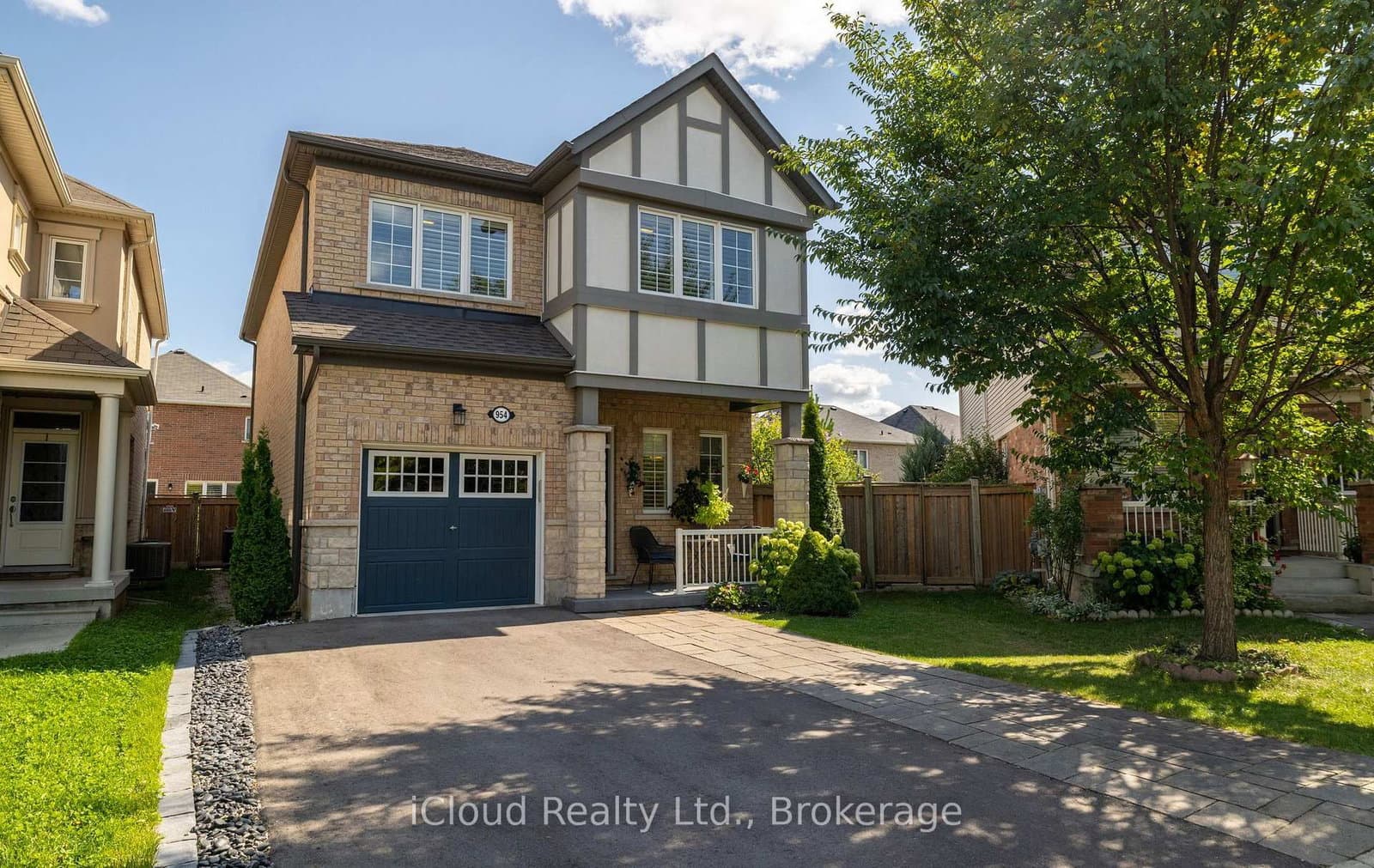 954 Penson Crescent thumbnail 2