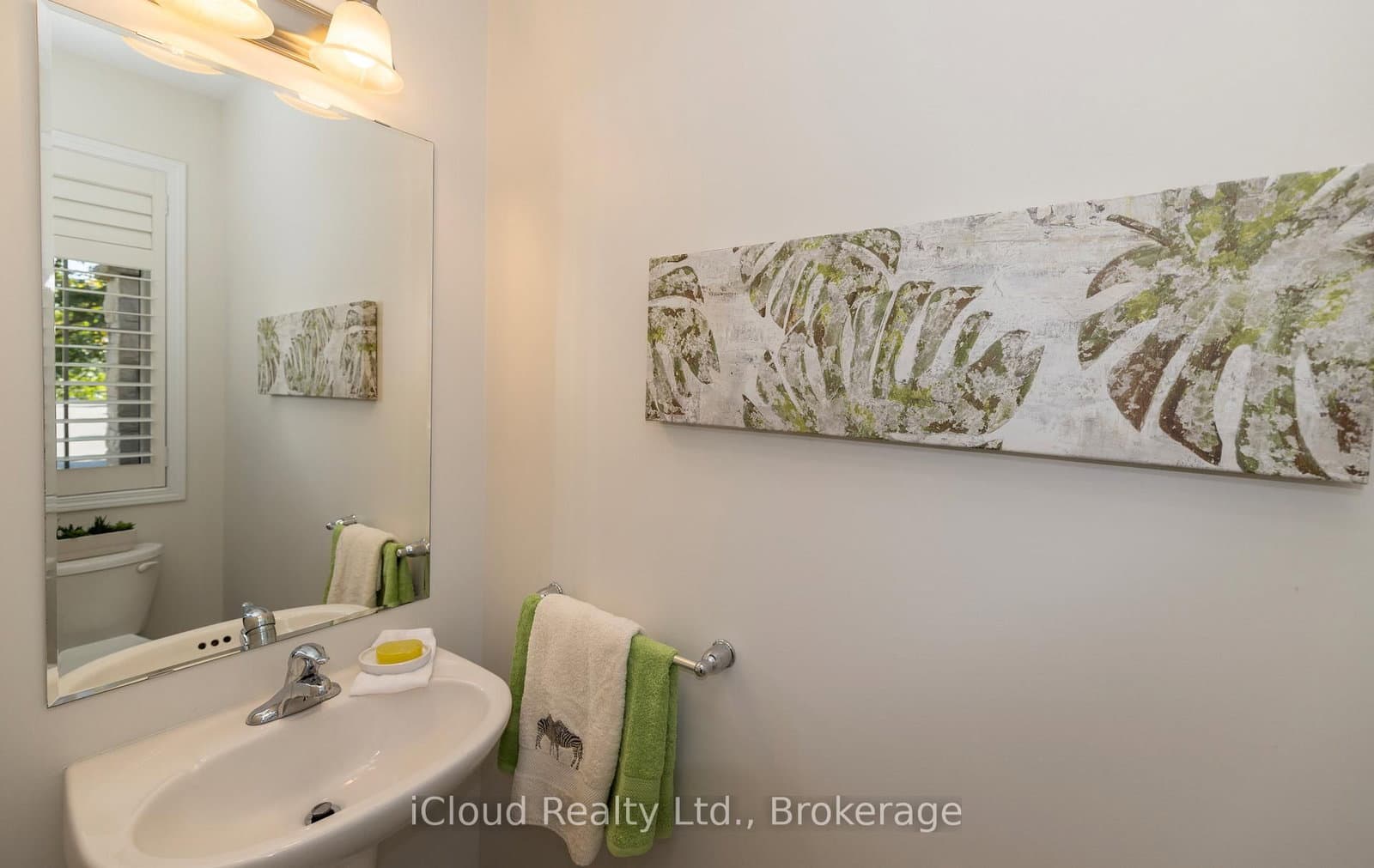 954 Penson Crescent thumbnail 28