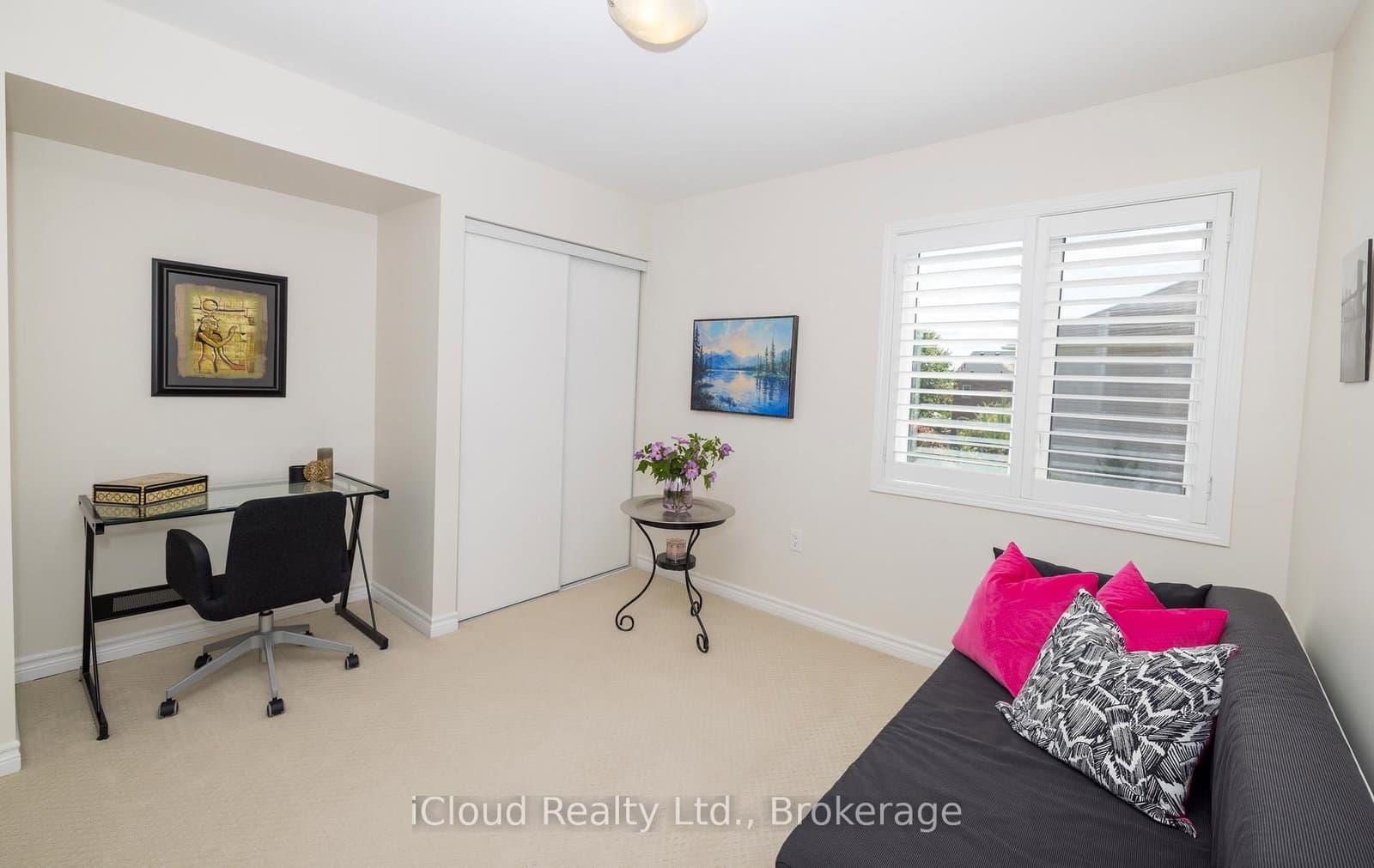 954 Penson Crescent thumbnail 37