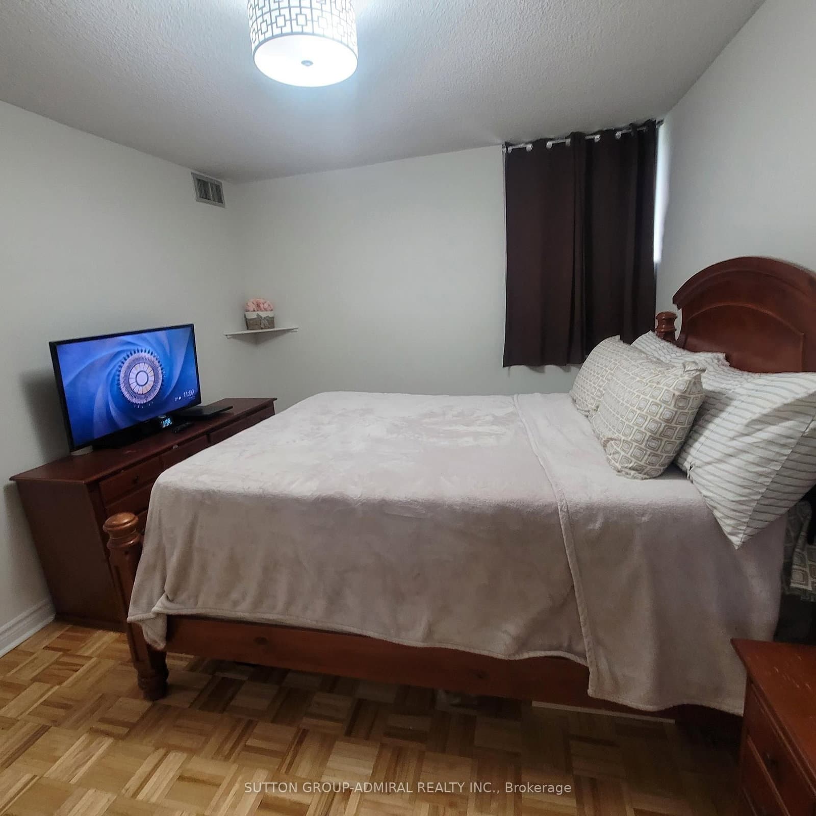 10 Tobermory Drive, Unit 802 thumbnail 12