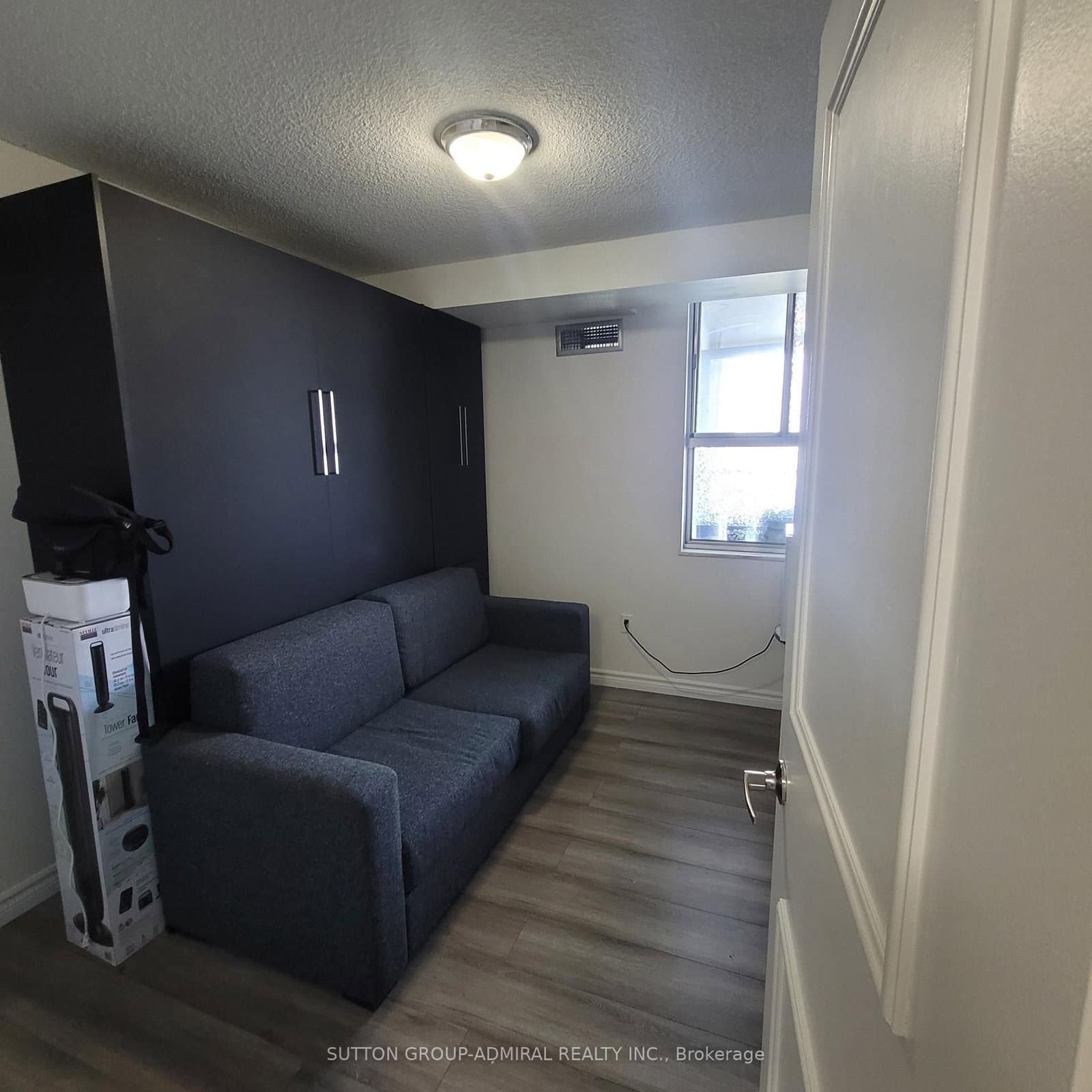 10 Tobermory Drive, Unit 802 thumbnail 14