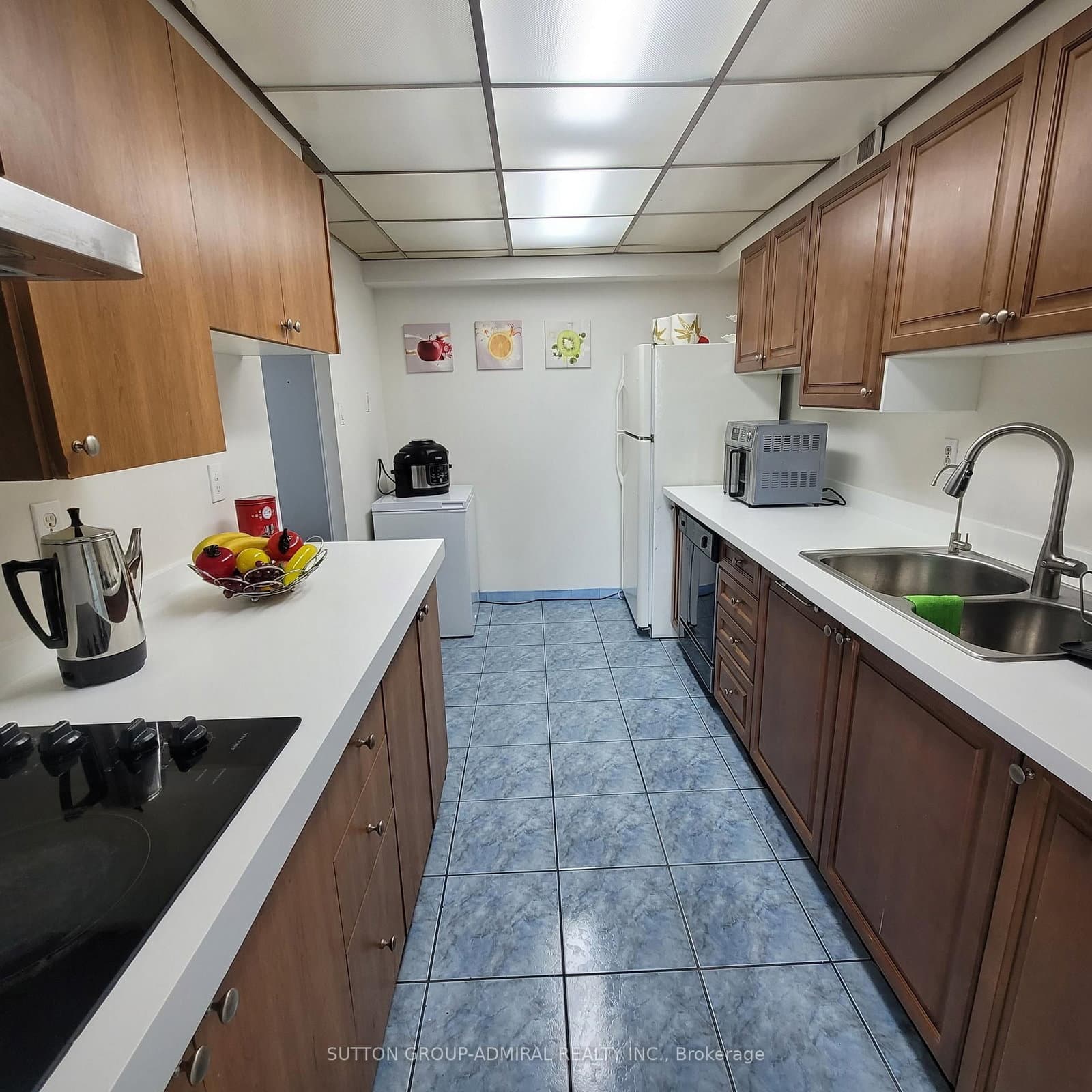 10 Tobermory Drive, Unit 802 thumbnail 15