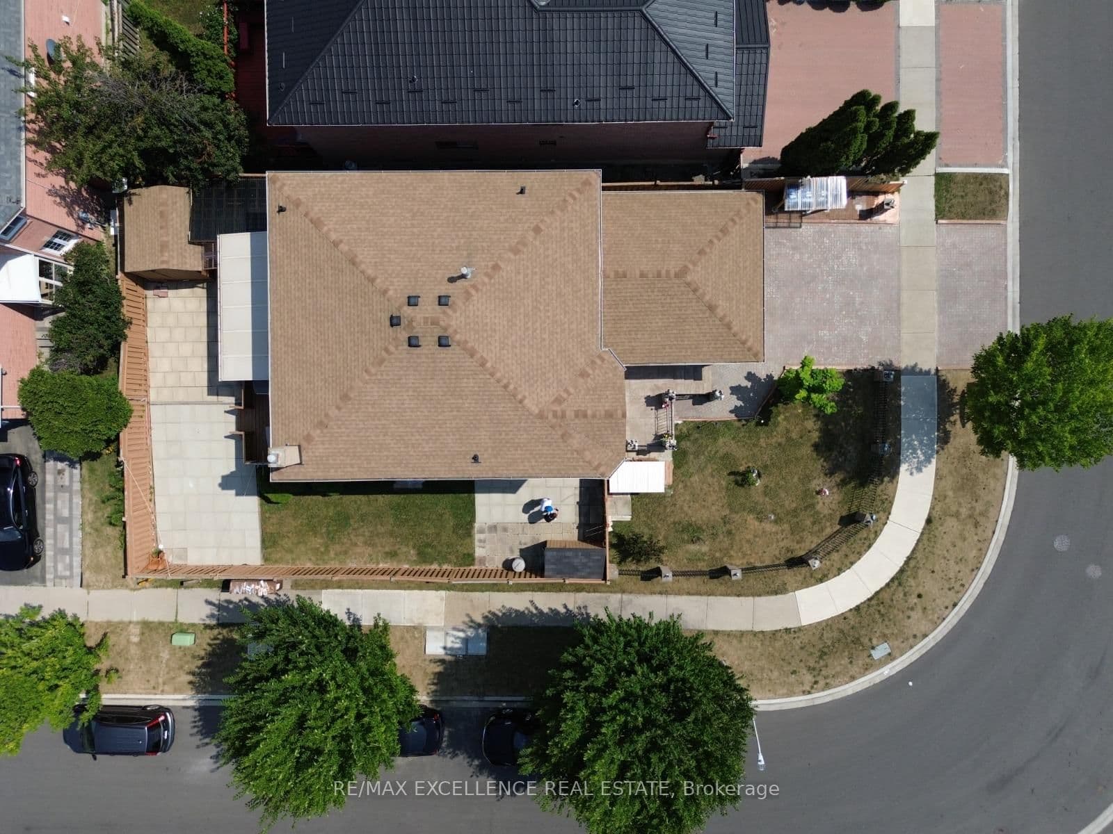 55 Atkins Circle thumbnail 42