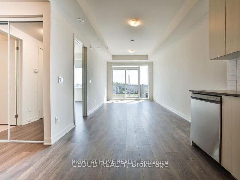 58 SKY HARBOUR Drive, Unit 410 thumbnail 13