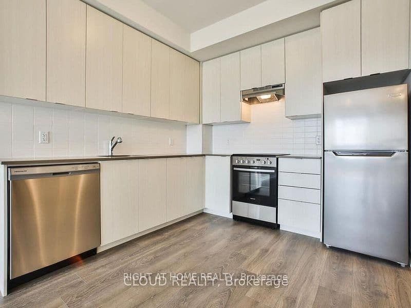 58 SKY HARBOUR Drive, Unit 410 thumbnail 18