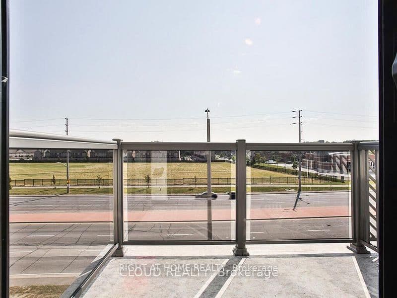 58 SKY HARBOUR Drive, Unit 410 thumbnail 21