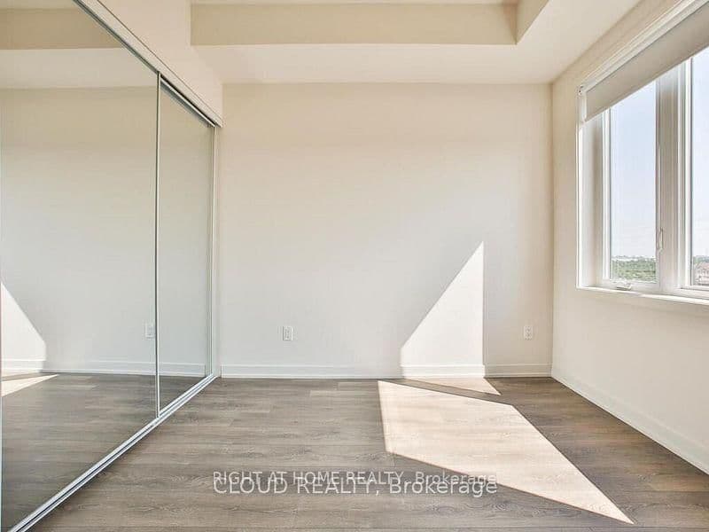 58 SKY HARBOUR Drive, Unit 410 thumbnail 25