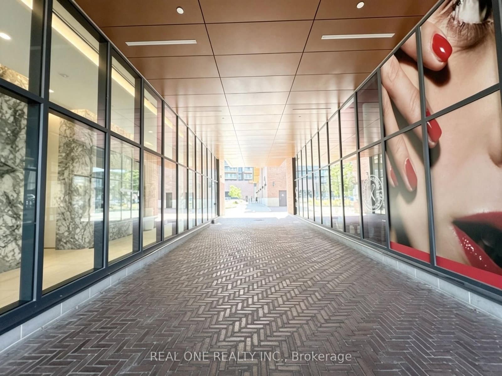 215 Lakeshore Road W, Unit 333 thumbnail 24