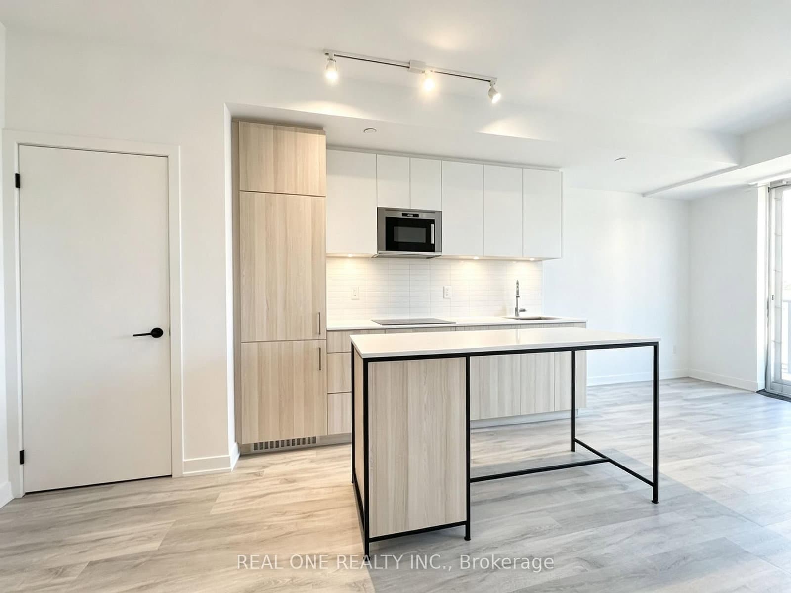 215 Lakeshore Road W, Unit 333 thumbnail 7