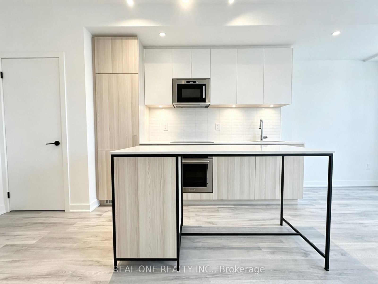 215 Lakeshore Road W, Unit 333 thumbnail 8