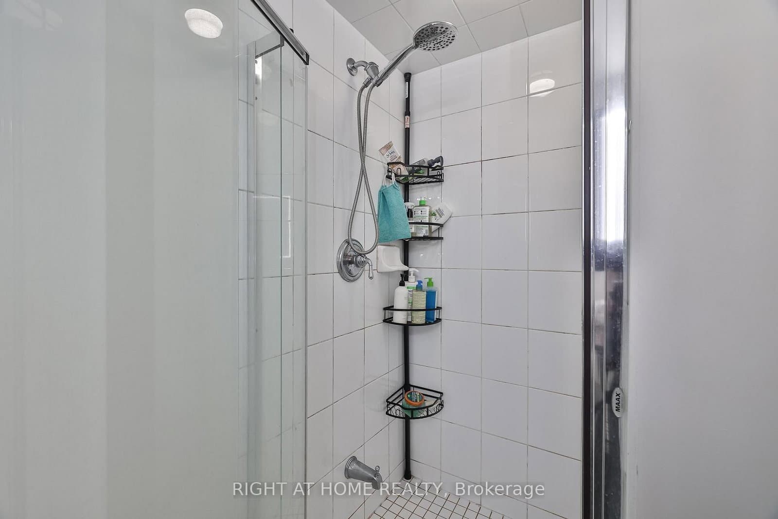3 Michael Power Place, Unit 2402 thumbnail 19