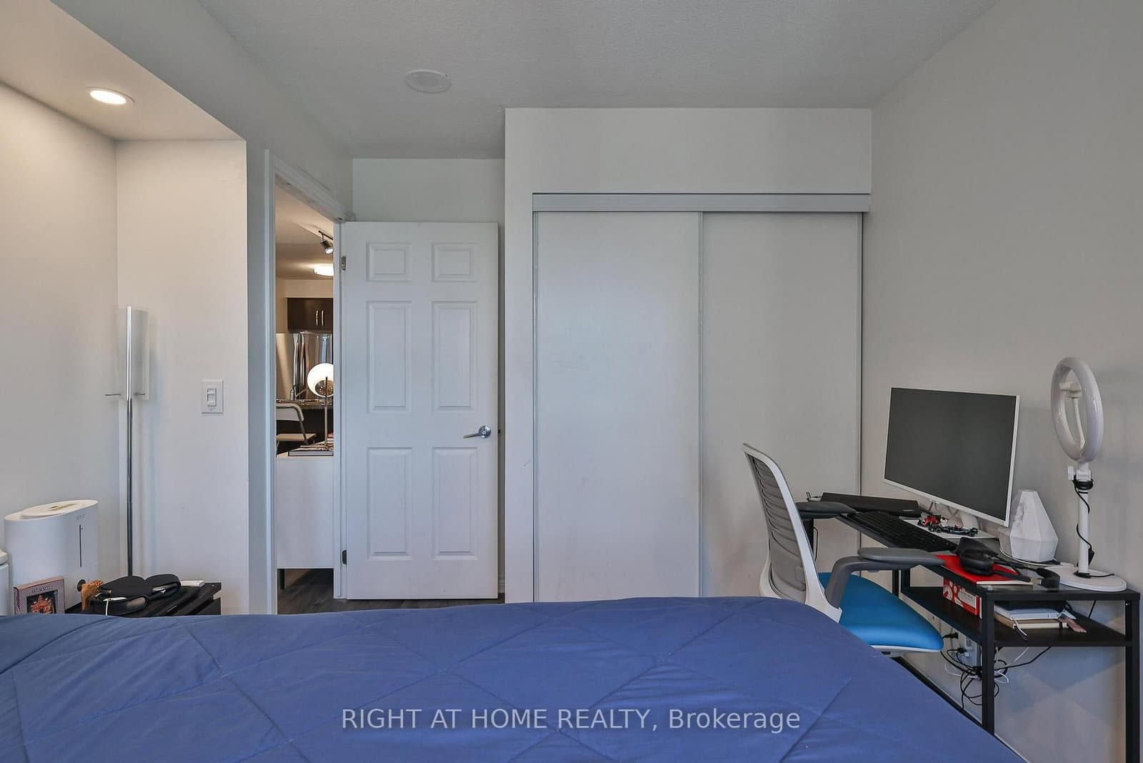 3 Michael Power Place, Unit 2402 thumbnail 23