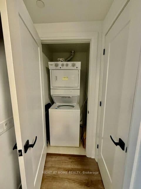 95 Dundas Street W, Unit 29 thumbnail 10