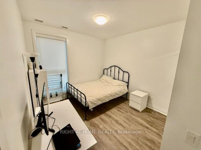 95 Dundas Street W, Unit 29 thumbnail 18