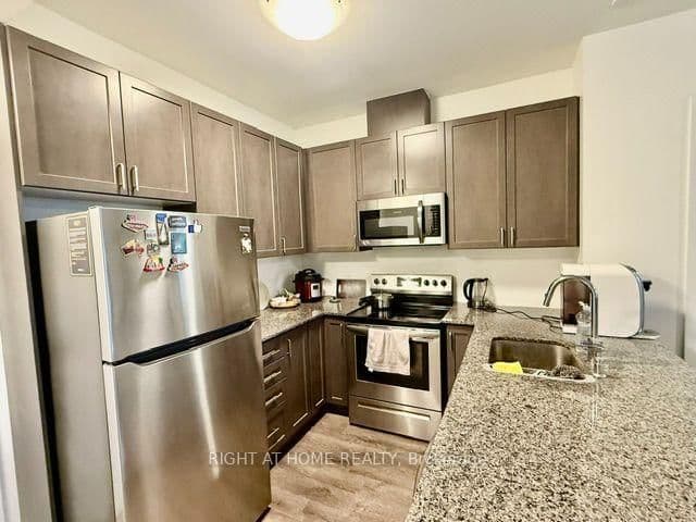 95 Dundas Street W, Unit 29 thumbnail 5