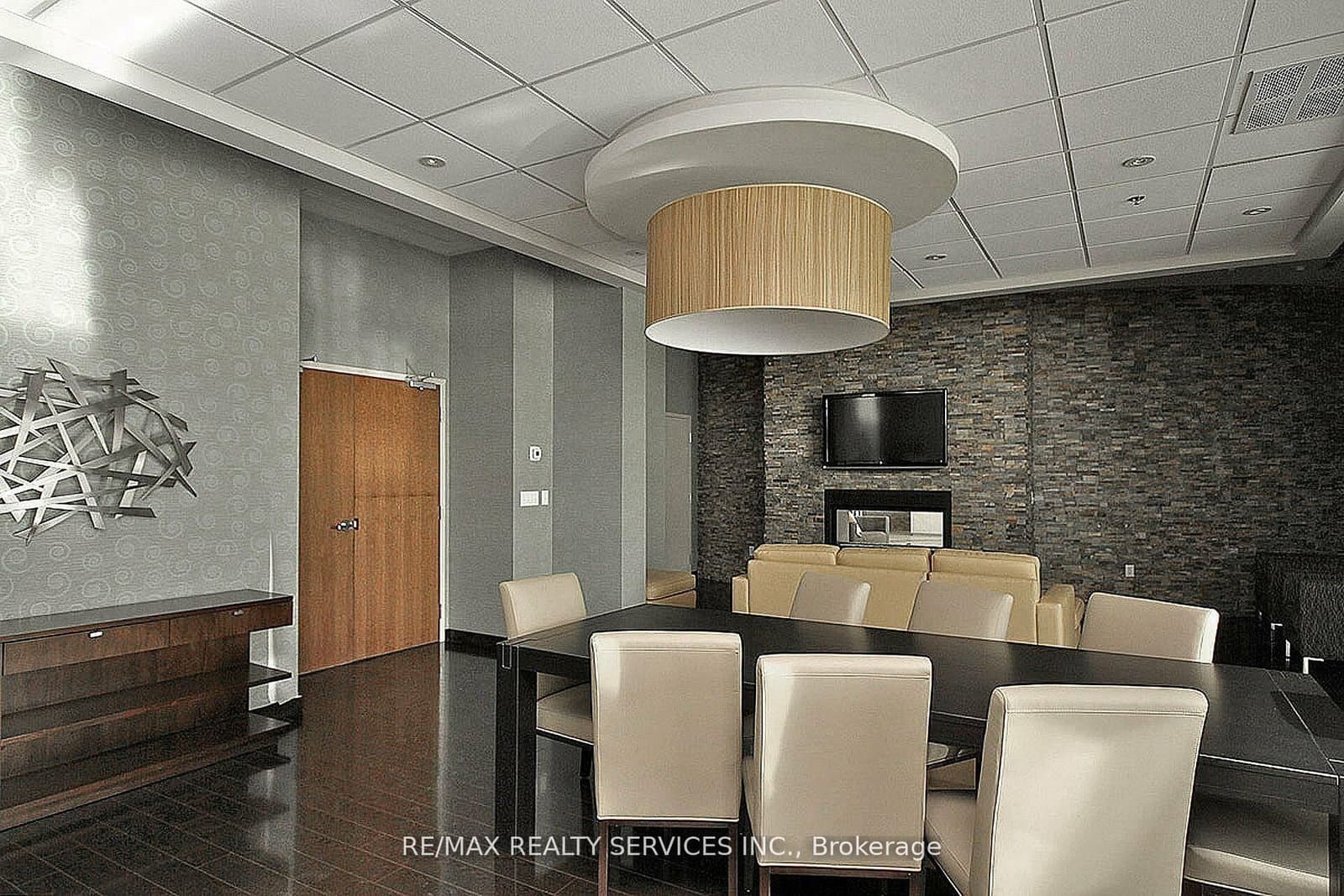 215 Queen Street E, Unit 2009 thumbnail 11