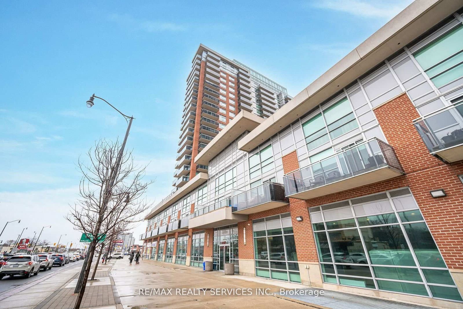 215 Queen Street E, Unit 2009 thumbnail 2
