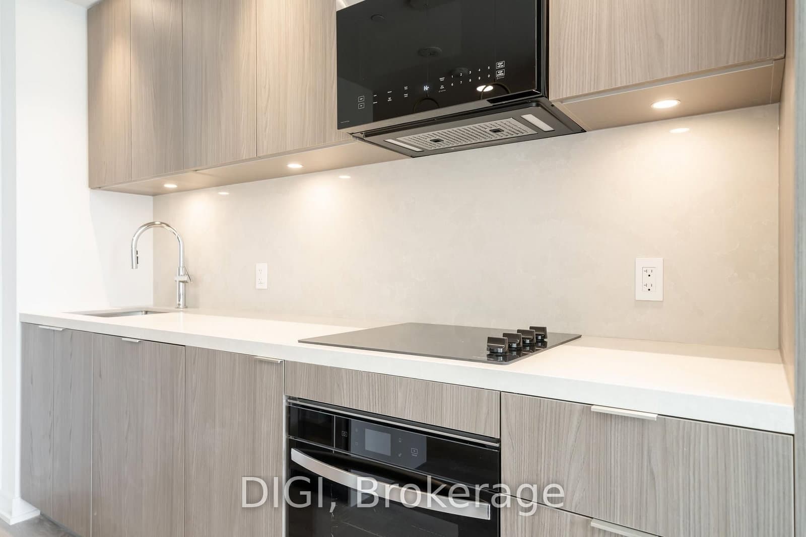 485 Perth Avenue, Unit W320 thumbnail 8