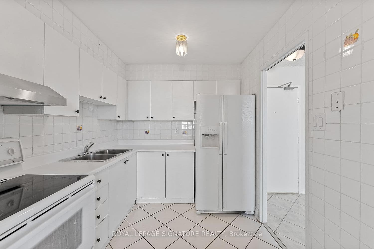 5 San Romanoway, Unit 906 thumbnail 10