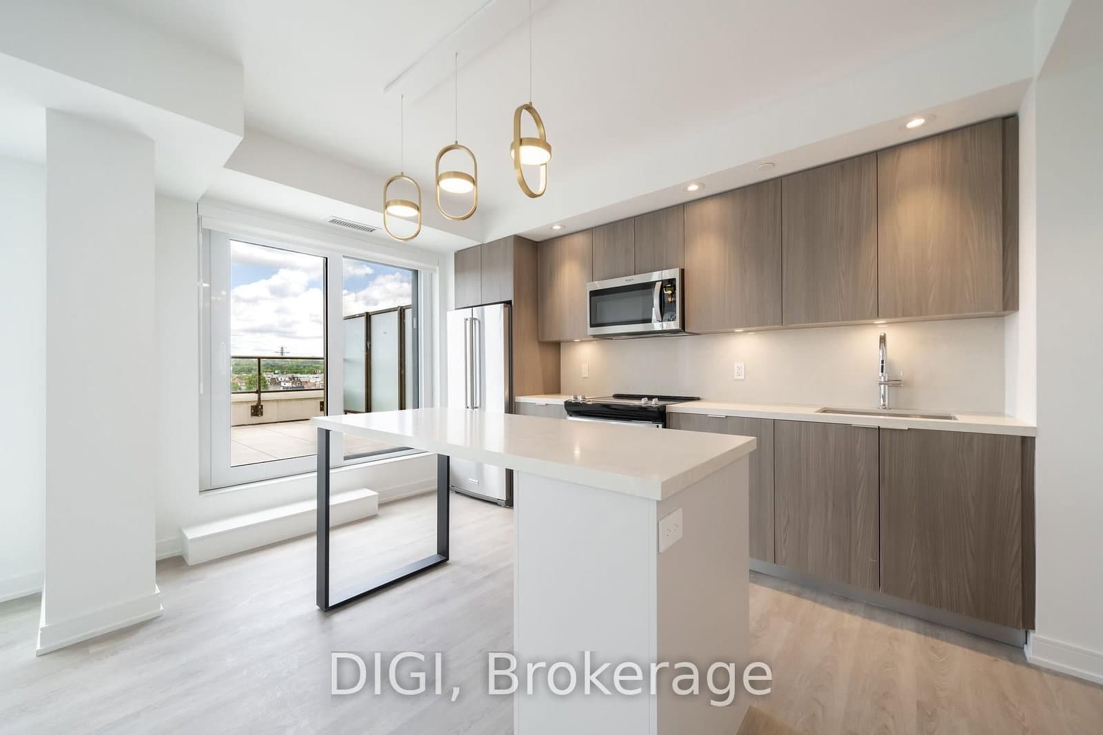 485 Perth Avenue, Unit E613 thumbnail 4