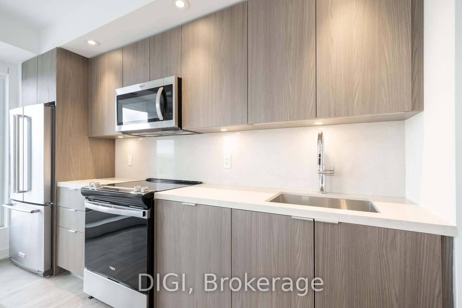 485 Perth Avenue, Unit E613 thumbnail 6