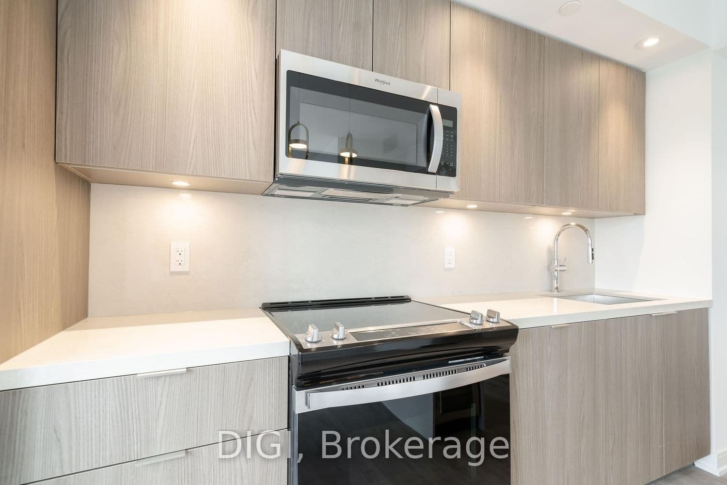 485 Perth Avenue, Unit E613 thumbnail 7