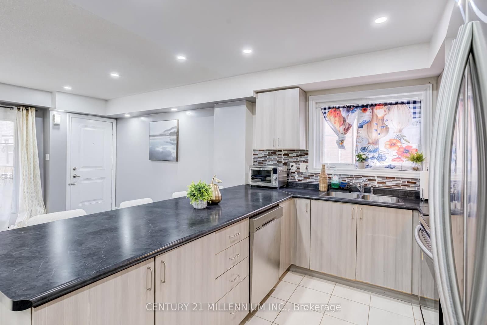 200 Veterans Drive, Unit 30 thumbnail 13