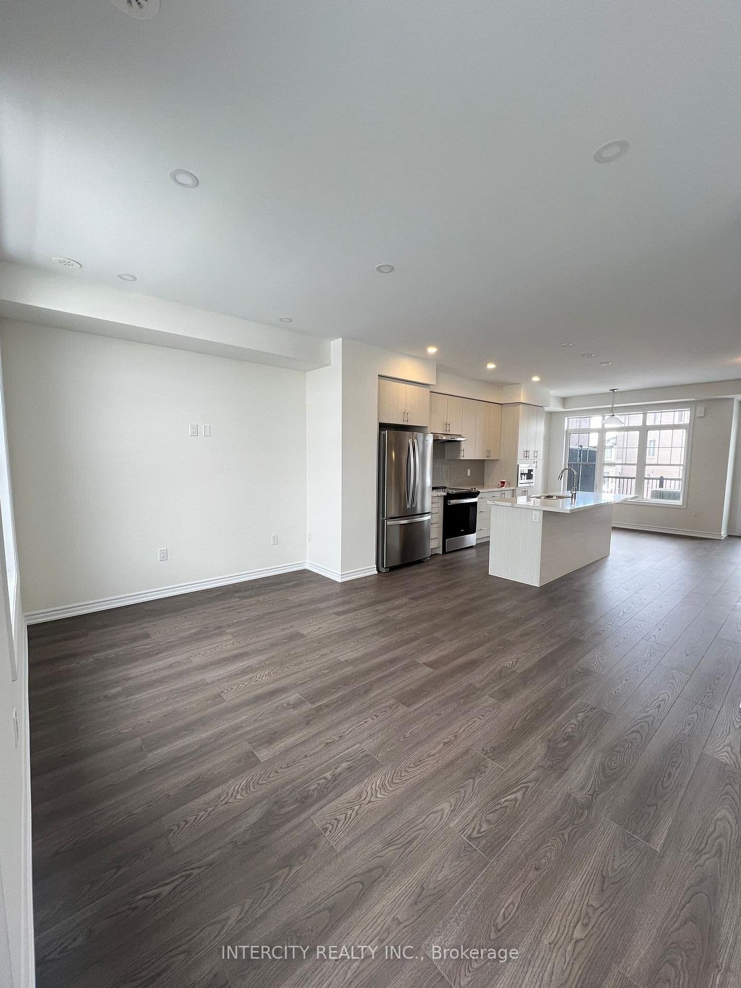 392 Tim Manley Avenue thumbnail 8