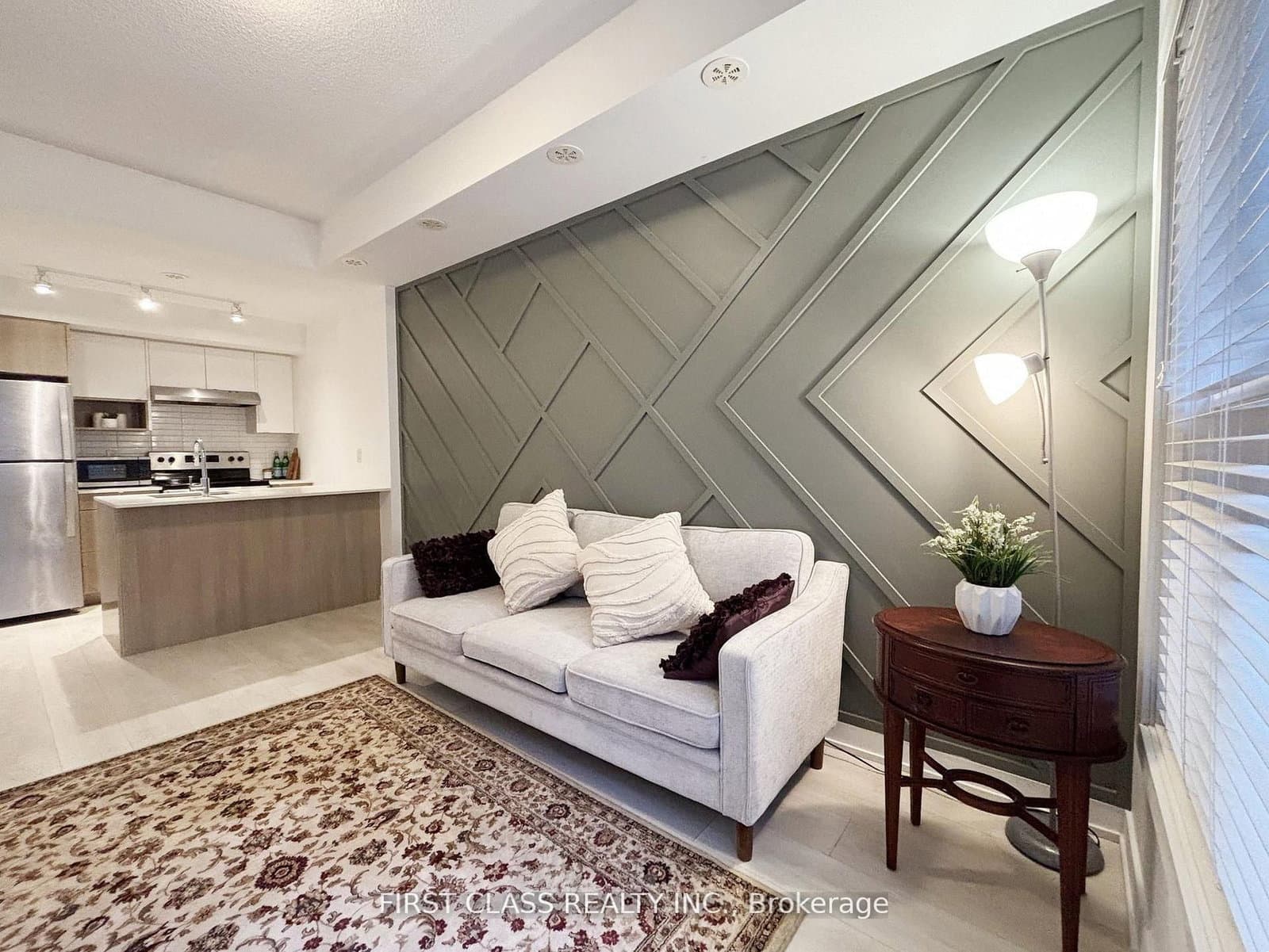 1127 Cooke Boulevard, Unit 514 thumbnail 2