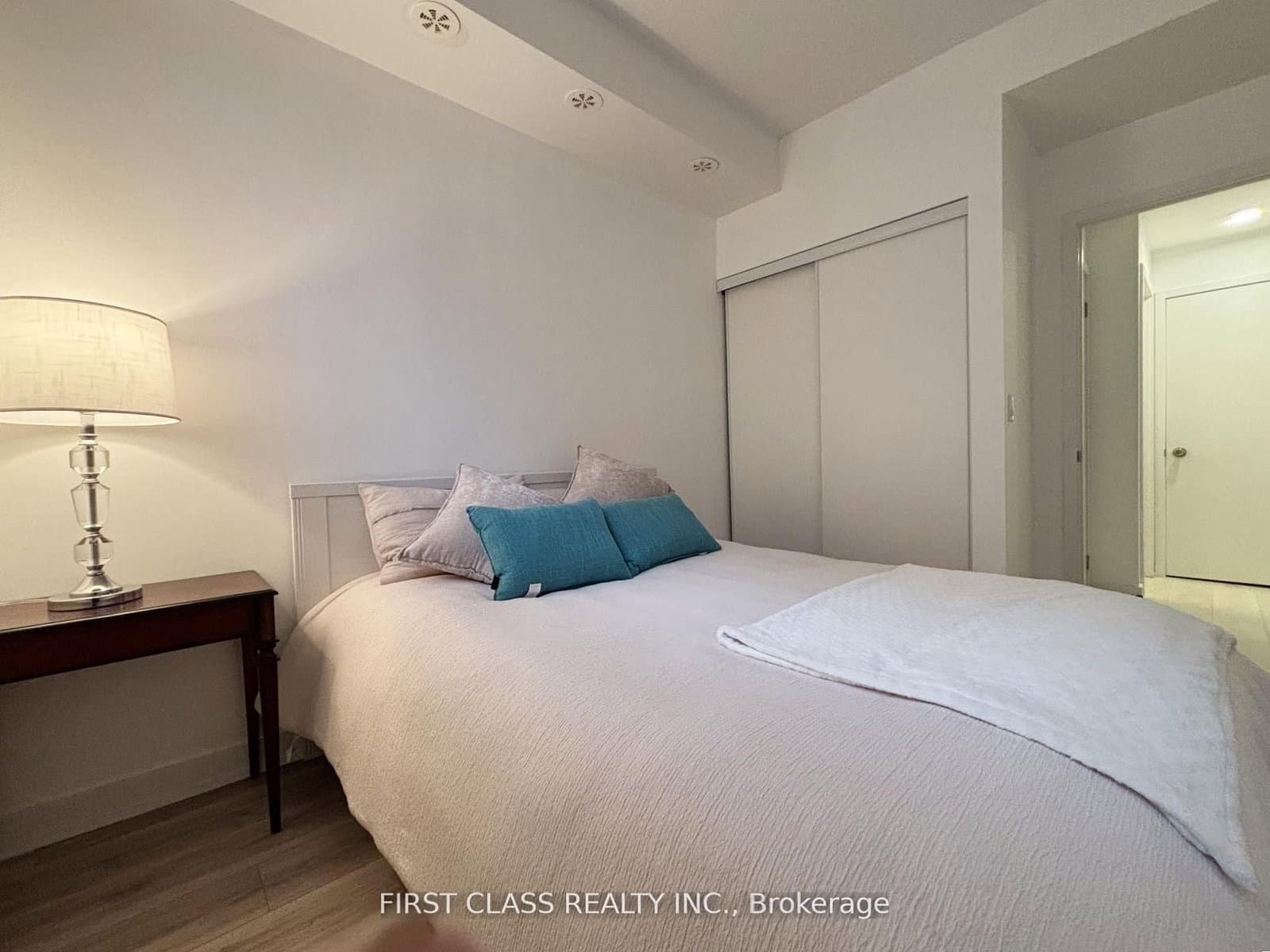 1127 Cooke Boulevard, Unit 514 thumbnail 7