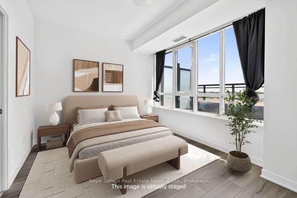 405 Dundas Street W, Unit 332 thumbnail 20