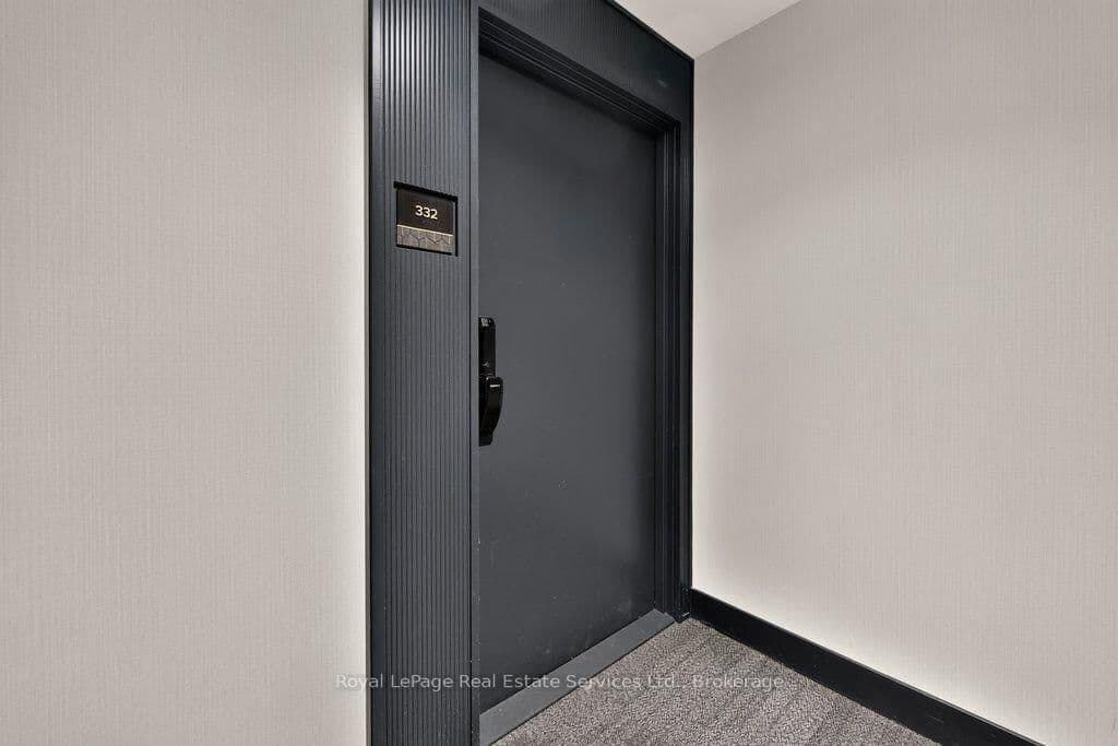 405 Dundas Street W, Unit 332 thumbnail 5