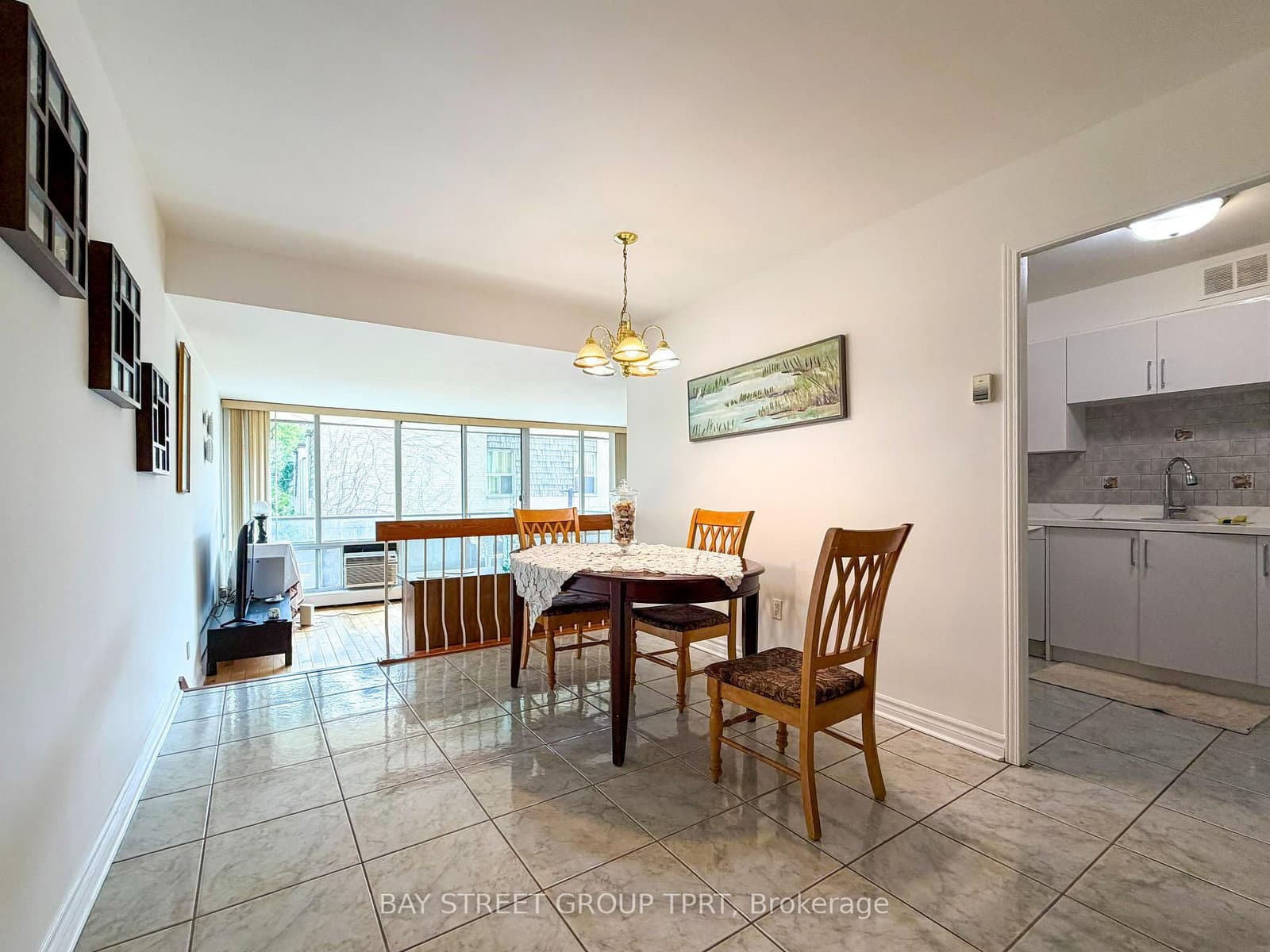 9 Four Winds Drive, Unit 208 thumbnail 13