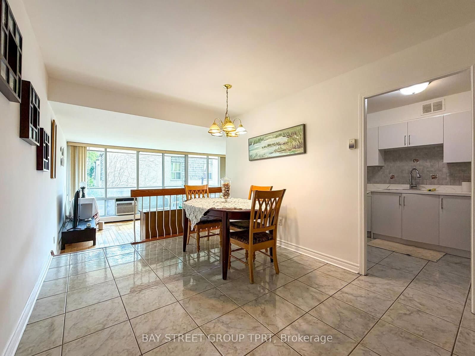 9 Four Winds Drive, Unit 208 thumbnail 14