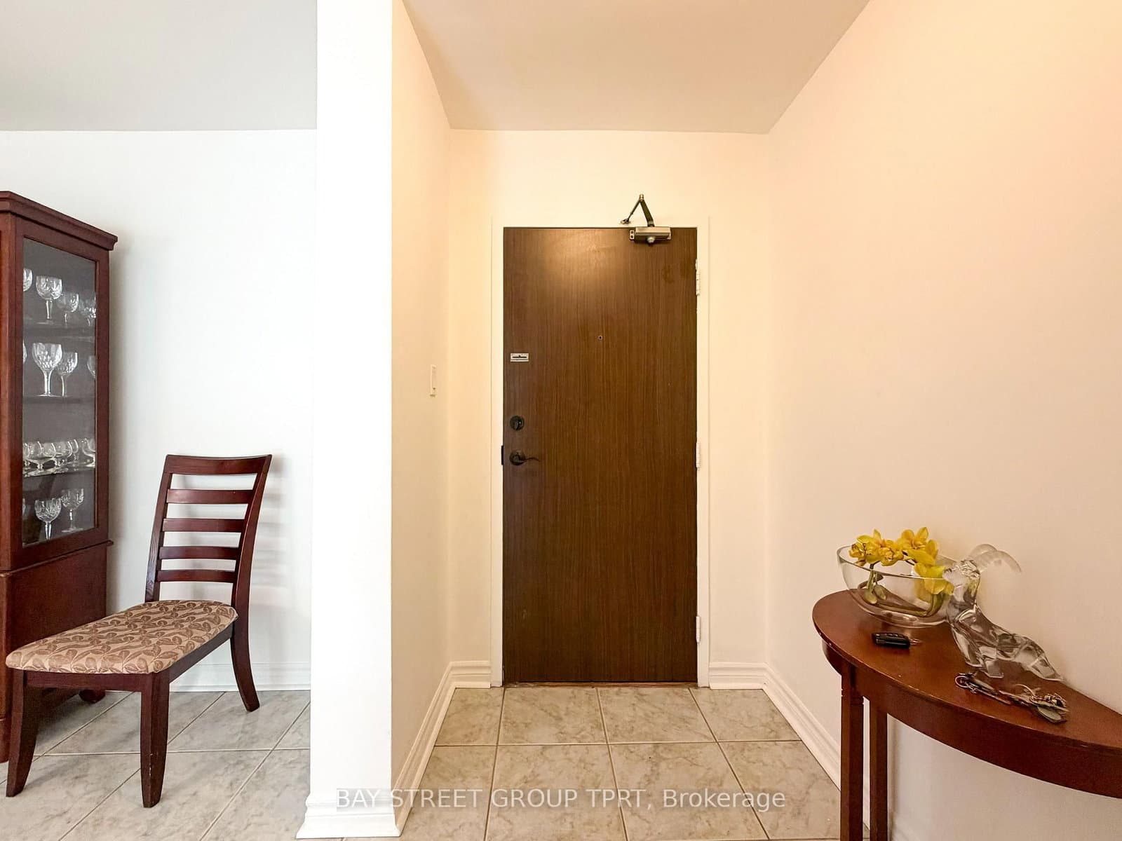 9 Four Winds Drive, Unit 208 thumbnail 2
