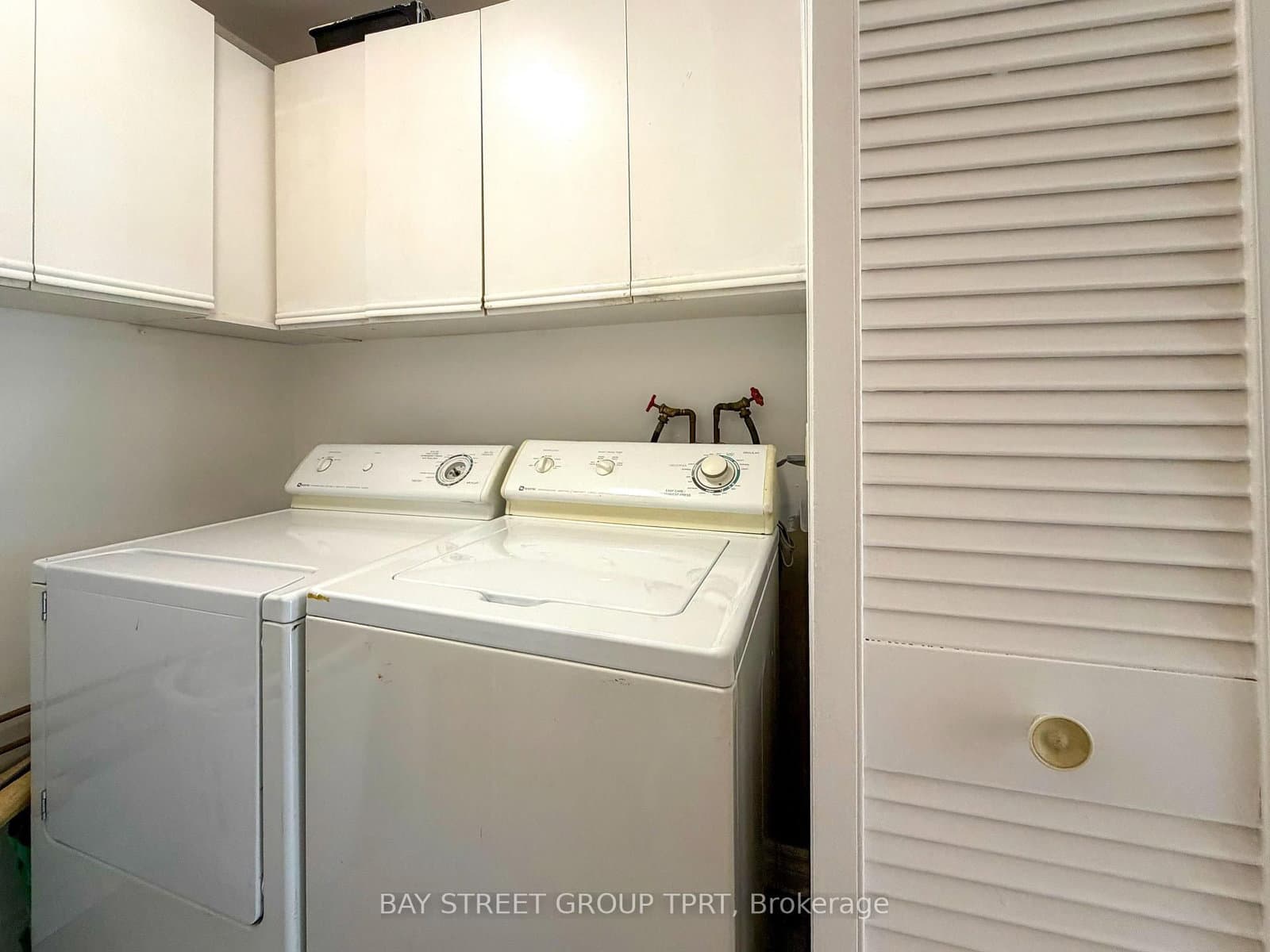 9 Four Winds Drive, Unit 208 thumbnail 33