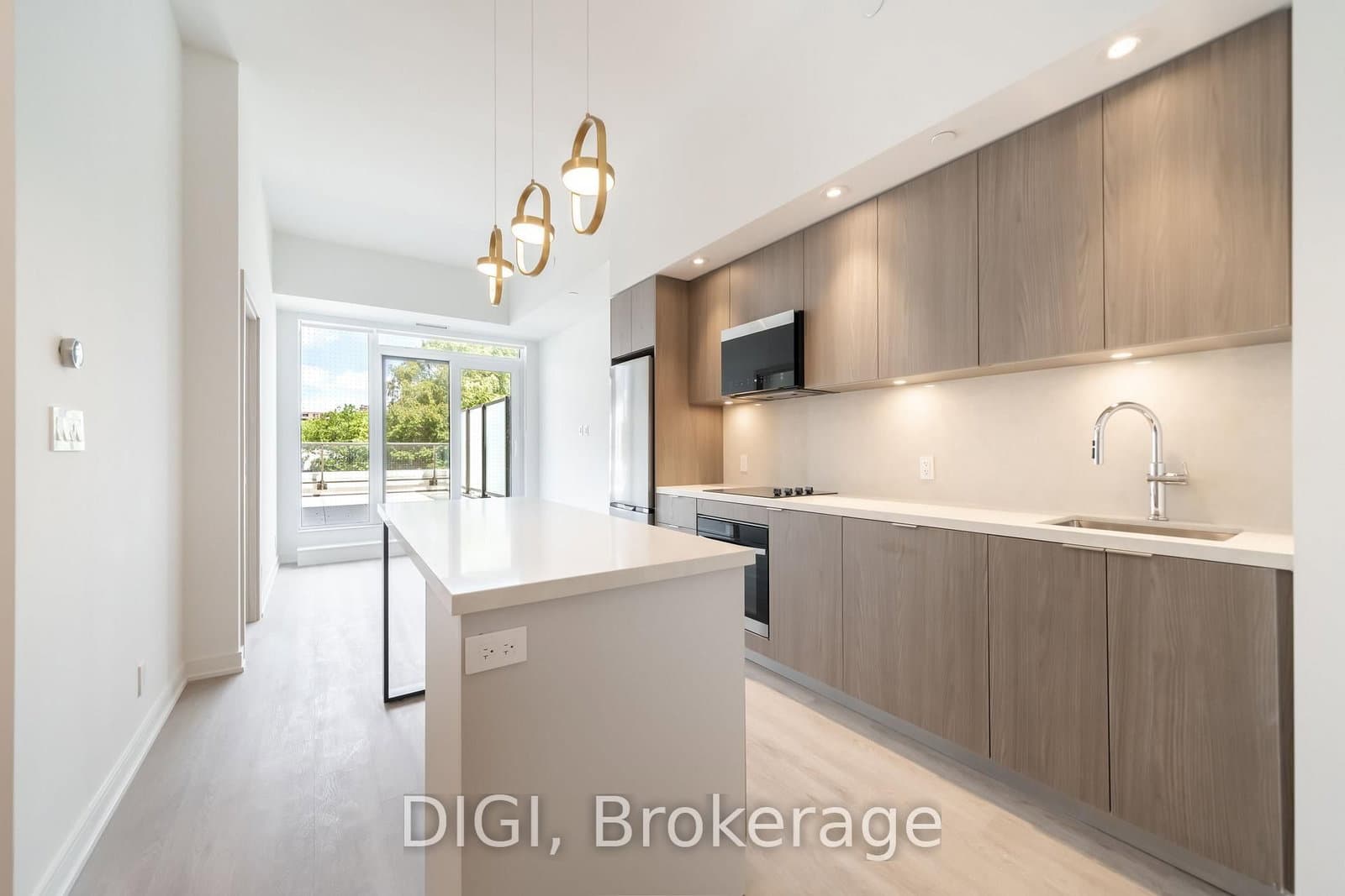 #W426 - 485 Perth Avenue