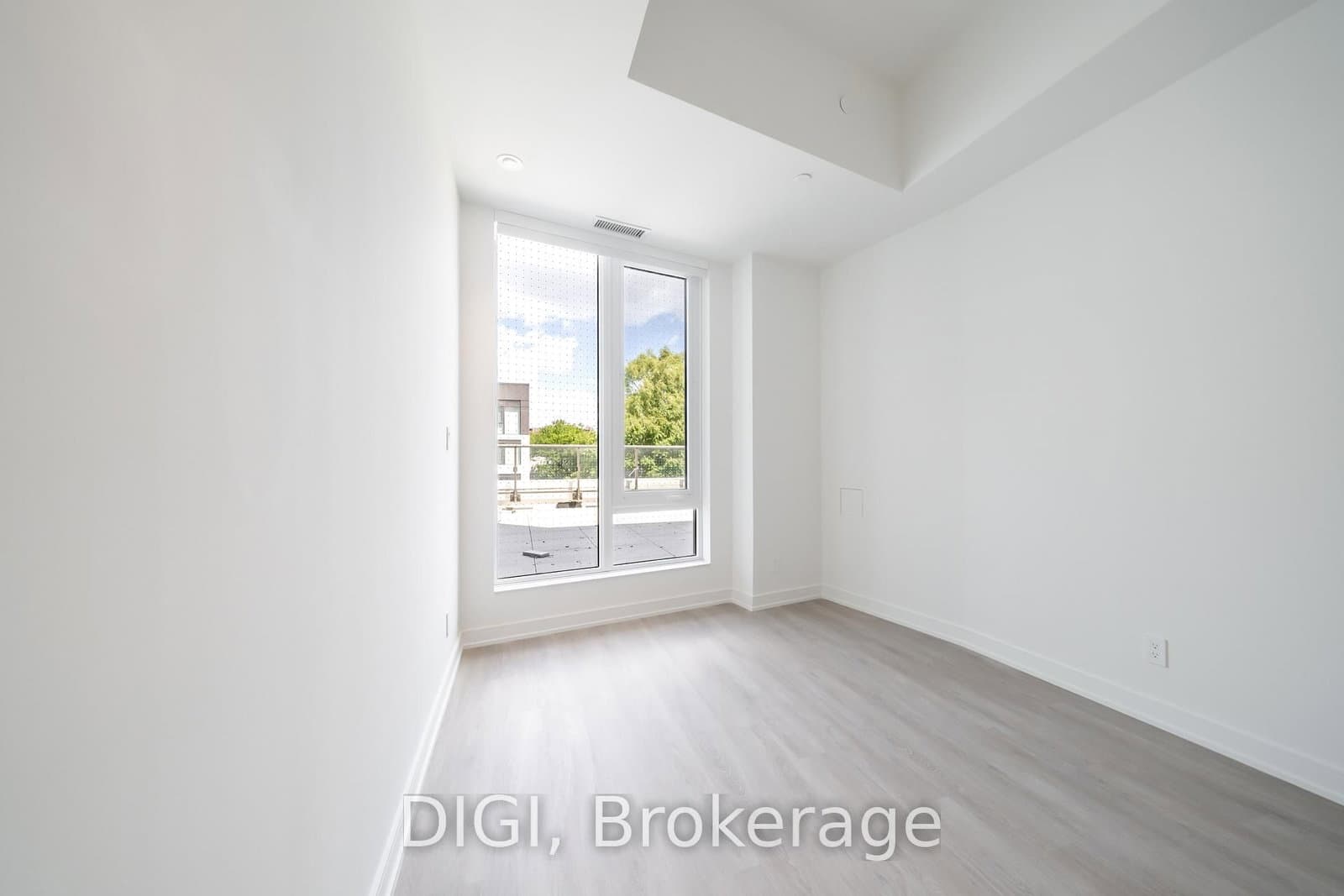 485 Perth Avenue, Unit W426 thumbnail 12