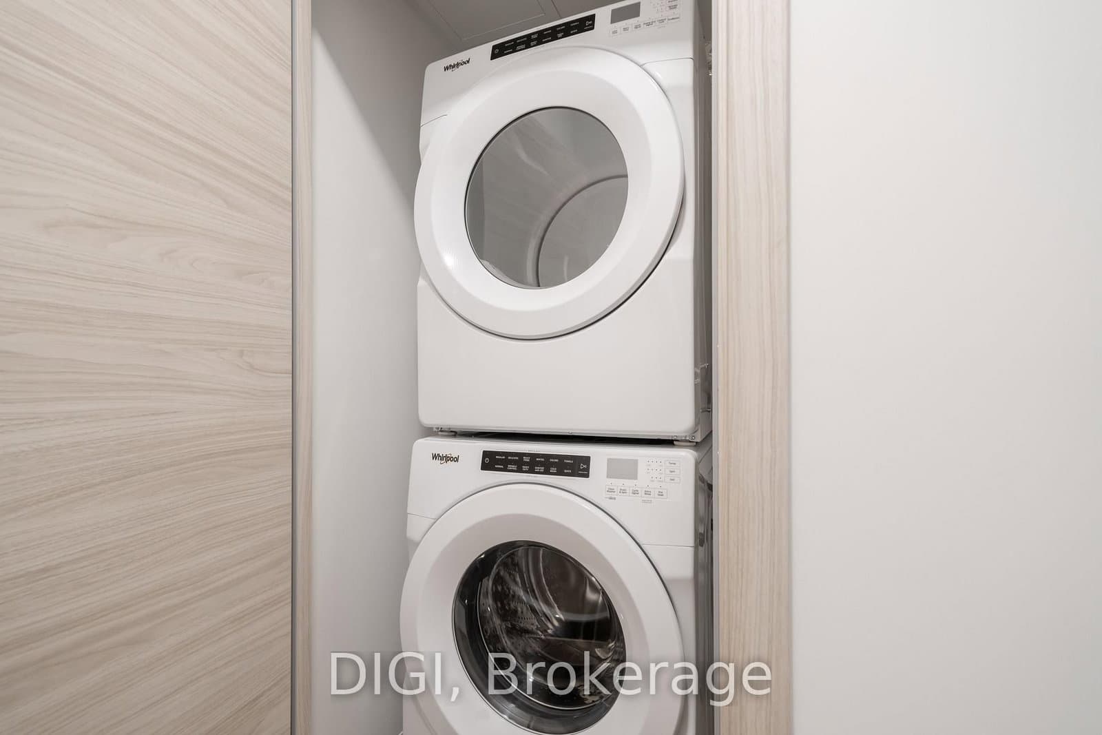 485 Perth Avenue, Unit W426 thumbnail 23