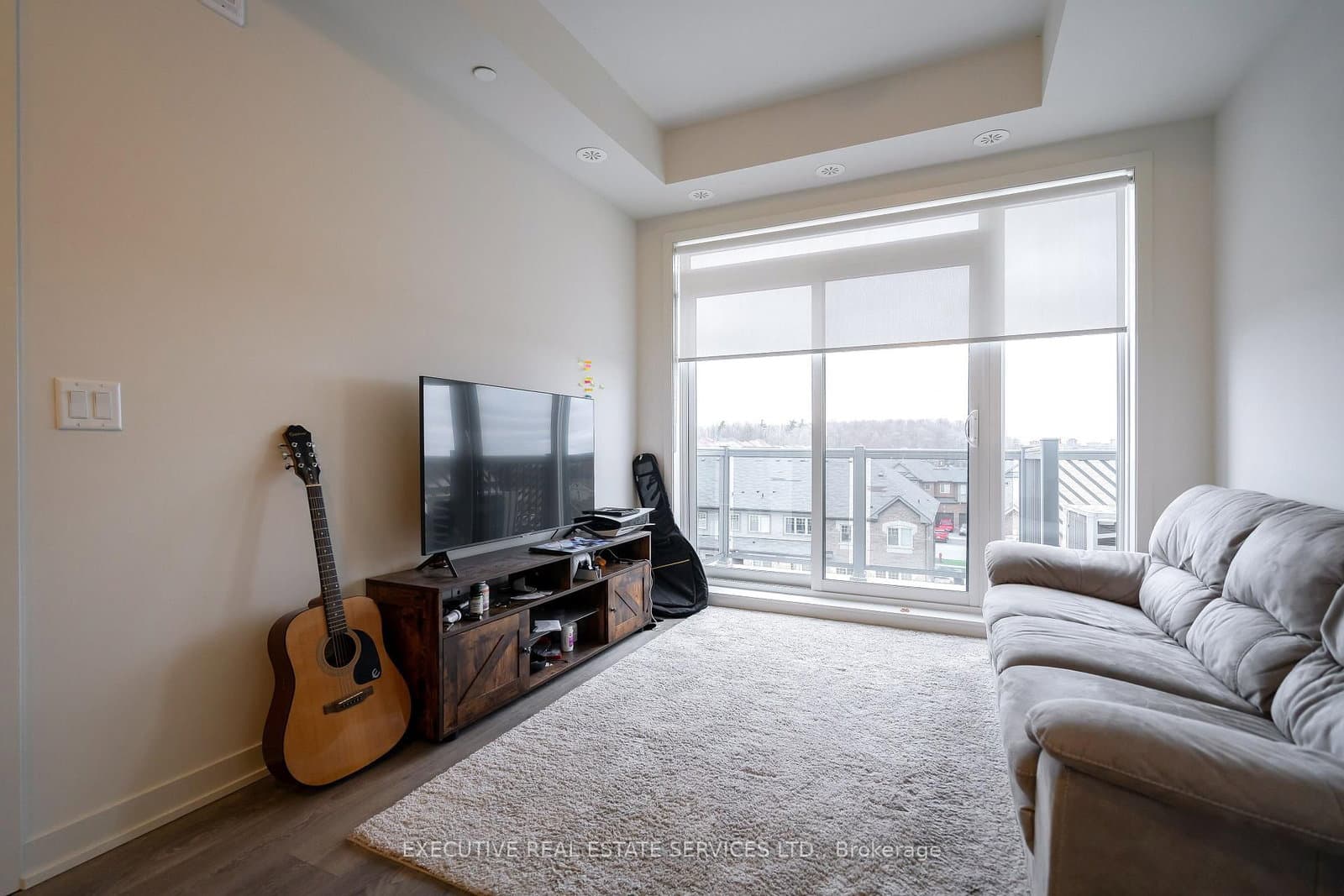 58 Sky Harbour Drive, Unit 402 thumbnail 22