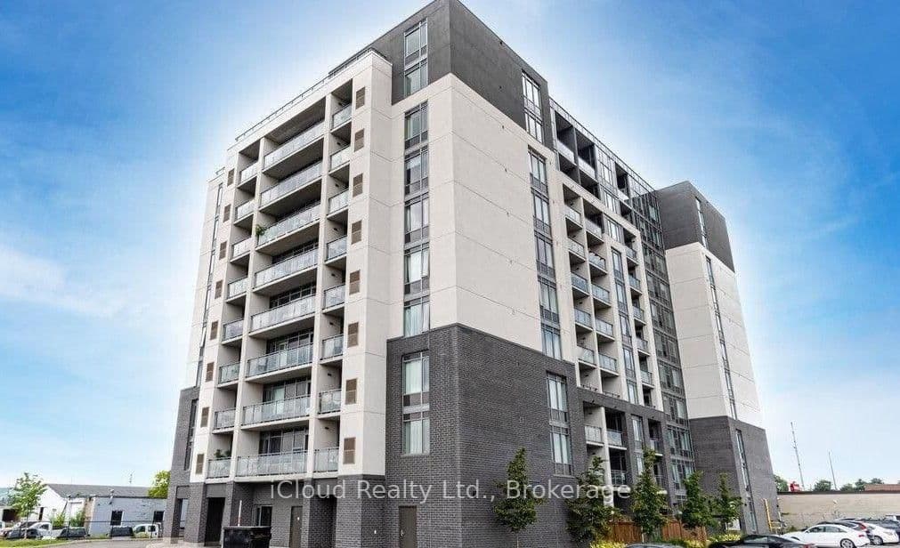 #210 - 716 Main Street E