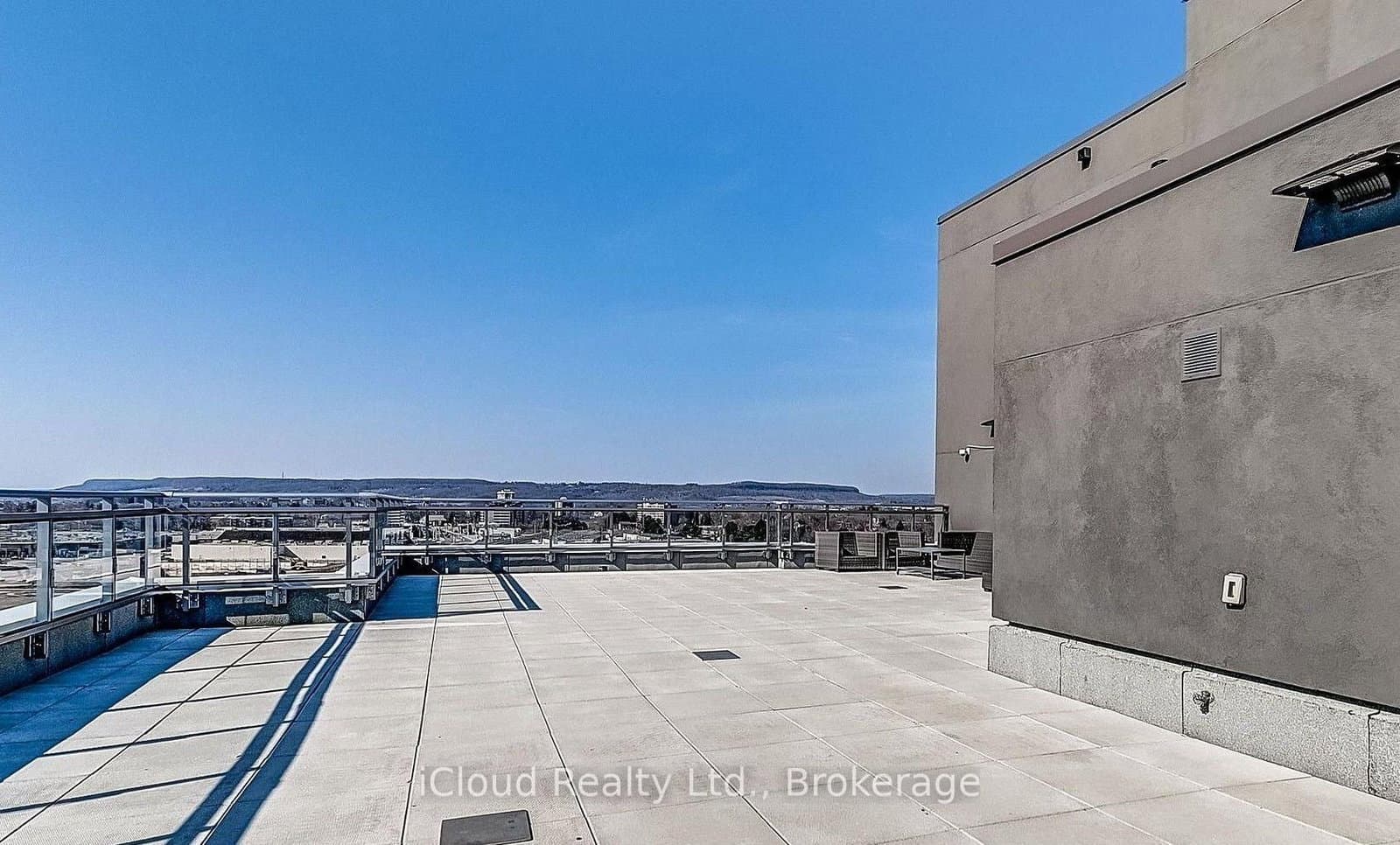 716 Main Street E, Unit 210 thumbnail 29